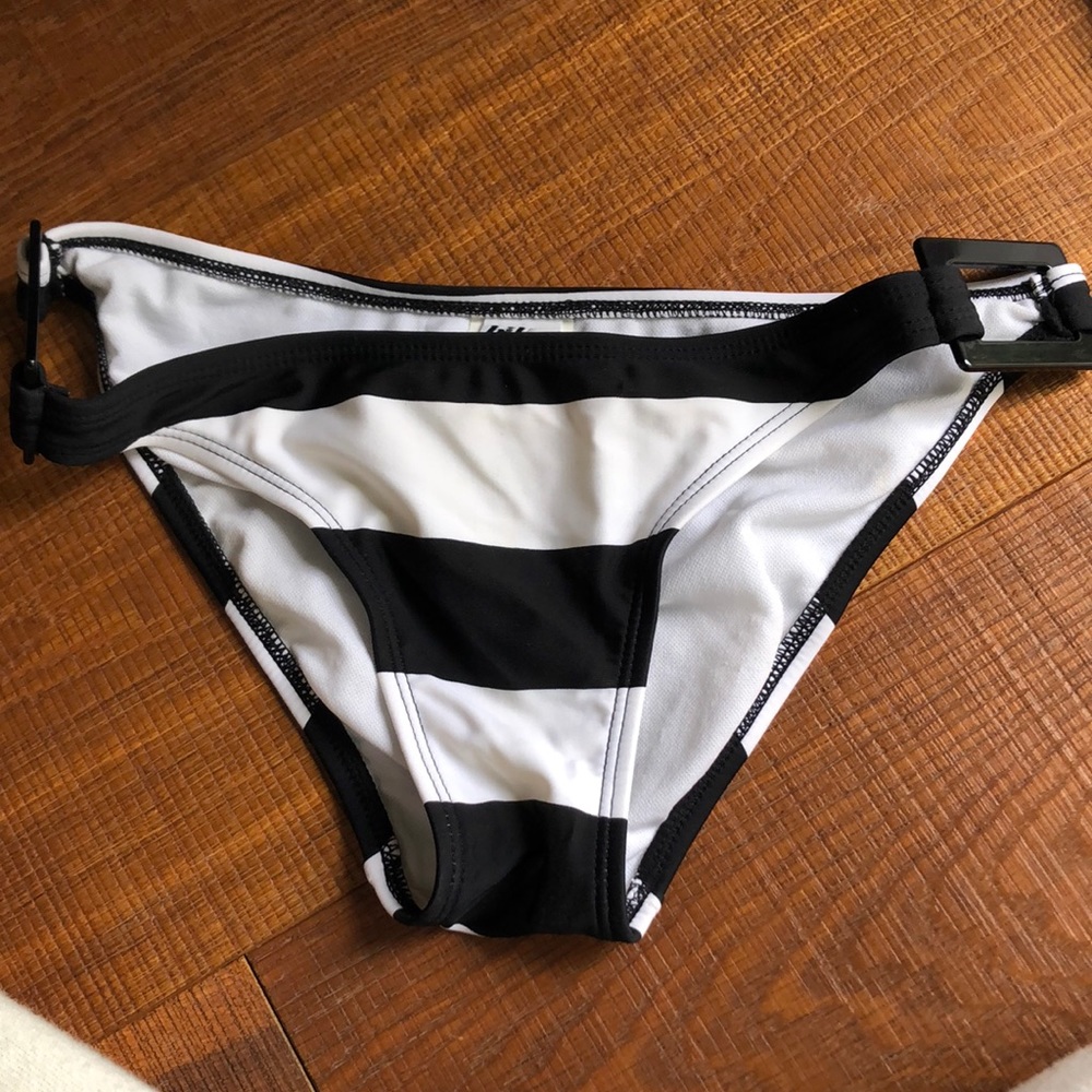 Billabong striped bottoms